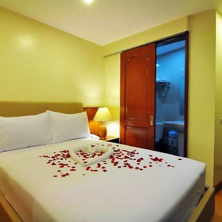 The Well Hotel Cebu Exterior photo