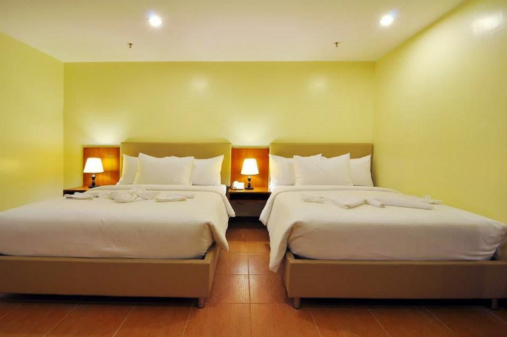 The Well Hotel Cebu Exterior photo