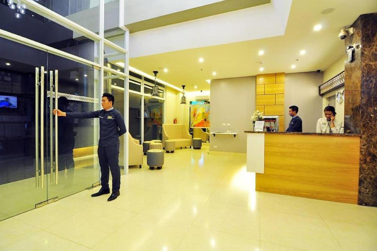 The Well Hotel Cebu Exterior photo